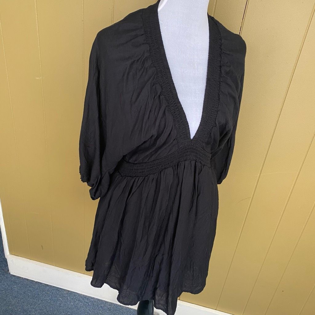 Other Women S plunging v-neck black boho mini dress w/skirt lining Size S / US 4 / IT 40 - 4 Thumbnail