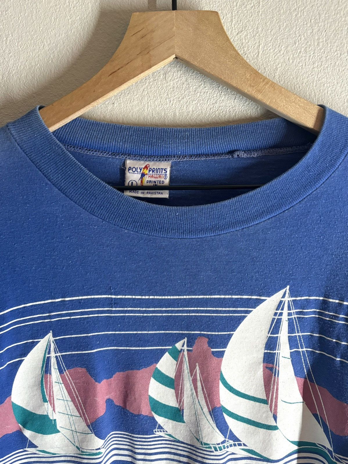 Vintage 1987 Sun-faded Poly Prints Hawaii Tee Size US L / EU 52-54 / 3 - 4 Thumbnail