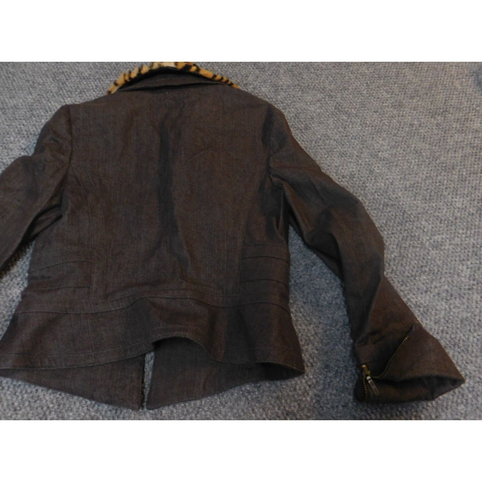 Vintage Dana Buchman Womens Jacket Cotton Denim Zip Brown Animal Print Peanut 4 Mid-Length Long Sleeve Casual Stretch Modern Basic Jacket Fall Spring Womens Size S / US 4 / IT 40 - 7 Thumbnail