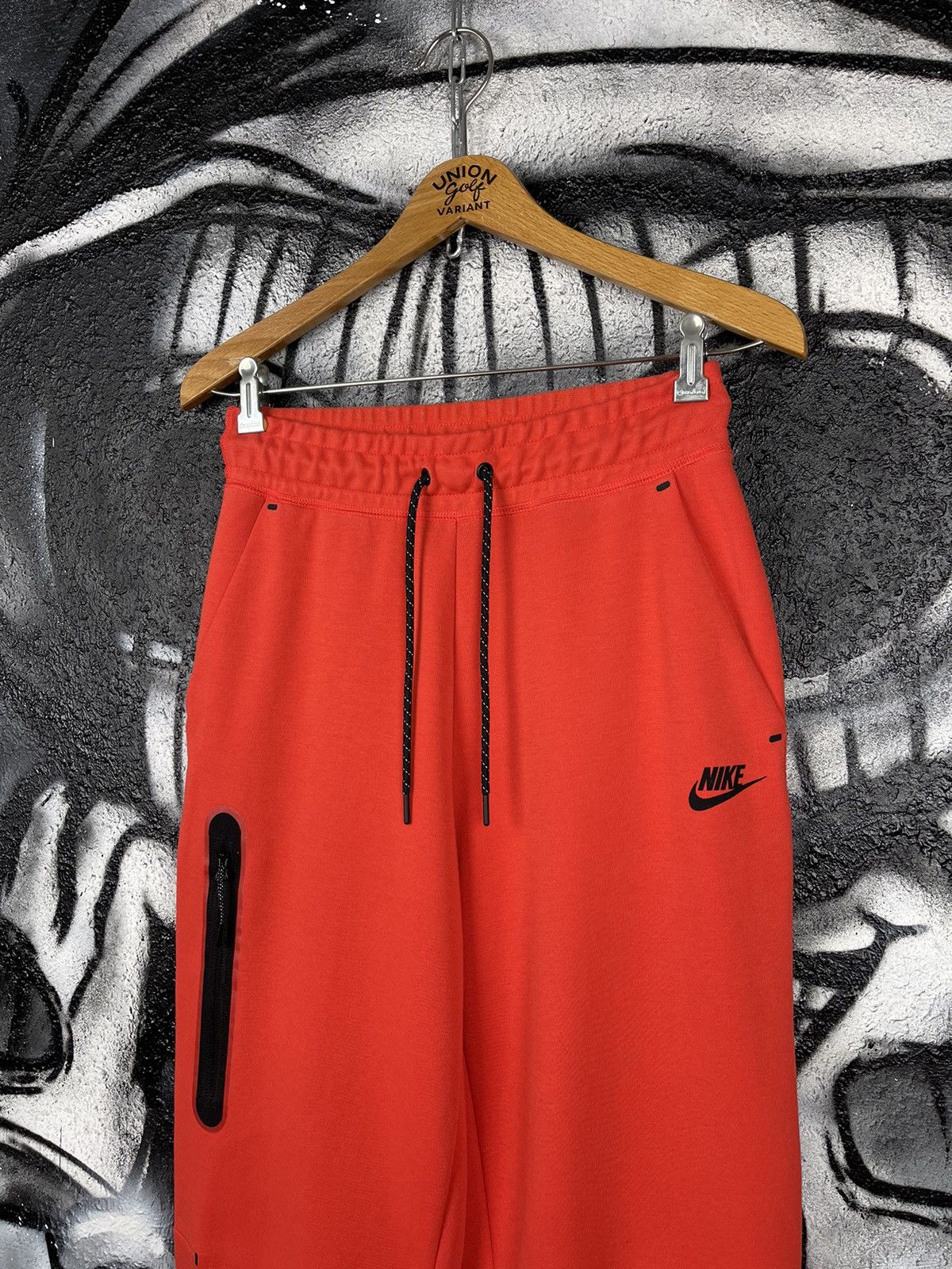 Nike Nike Tech Fleece Orange Jogger Pants Size Small Size US 30 / EU 46 - 2 Thumbnail