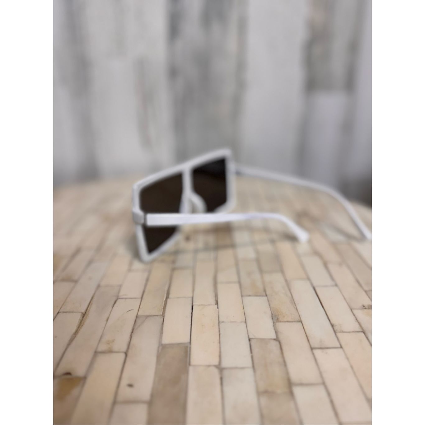 Other White Oversized Square Sunglasses Retro Shield Frame Size ONE SIZE - 4 Thumbnail