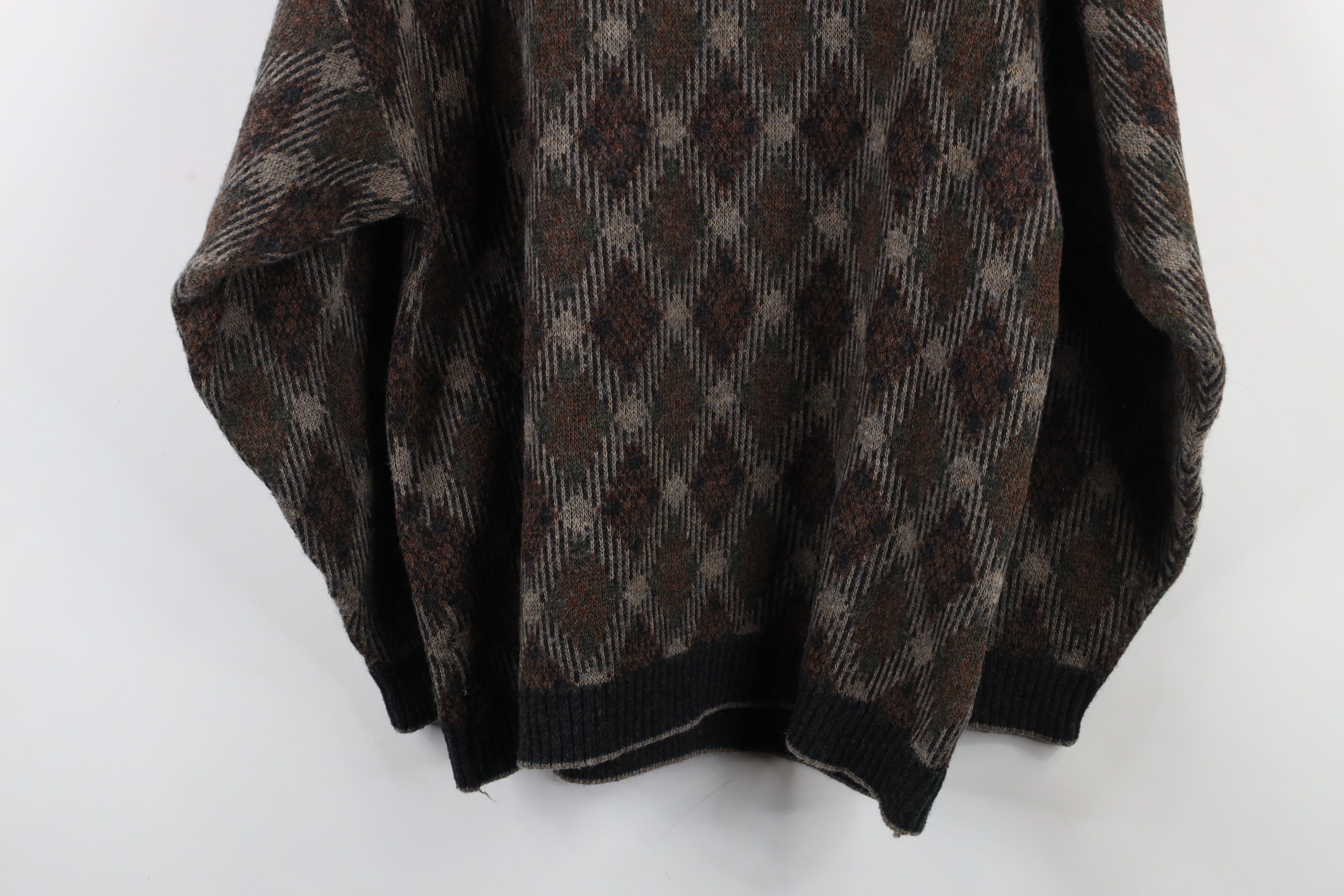 Vintage Vintage 90s Streetwear Diamond Collared Sweater Earth Tone Size US L / EU 52-54 / 3 - 8 Thumbnail