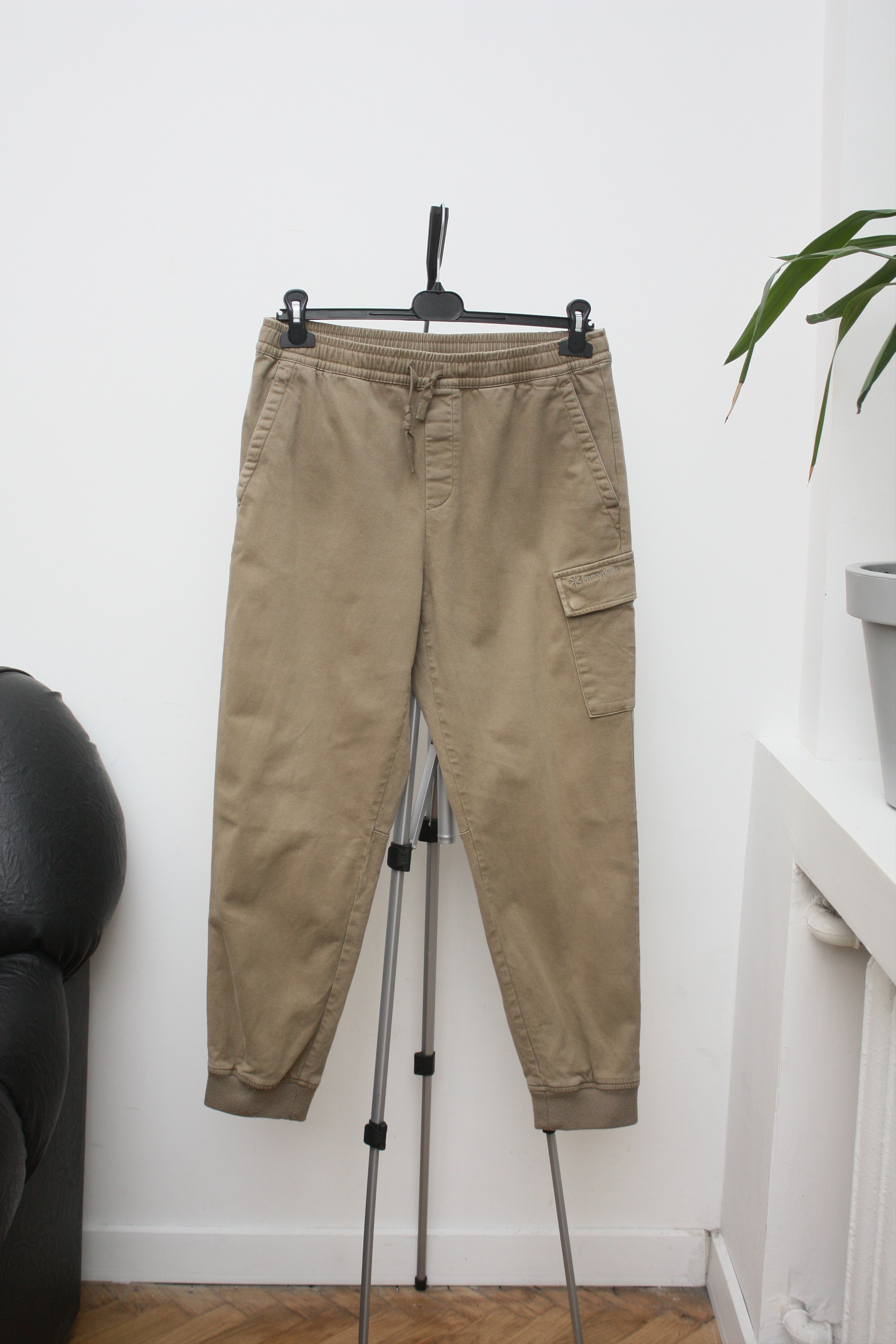 Snow Peak Snow Peak Beige Cargo Jogger Men's Medium Size US 30 / EU 46 - 2 Thumbnail