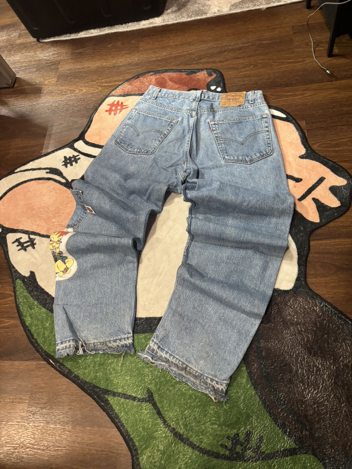 Levi's Vintage Clothing Customized vintage denim jeans with patchwork Disney themed Size US 34 / EU 50 - 6 Thumbnail