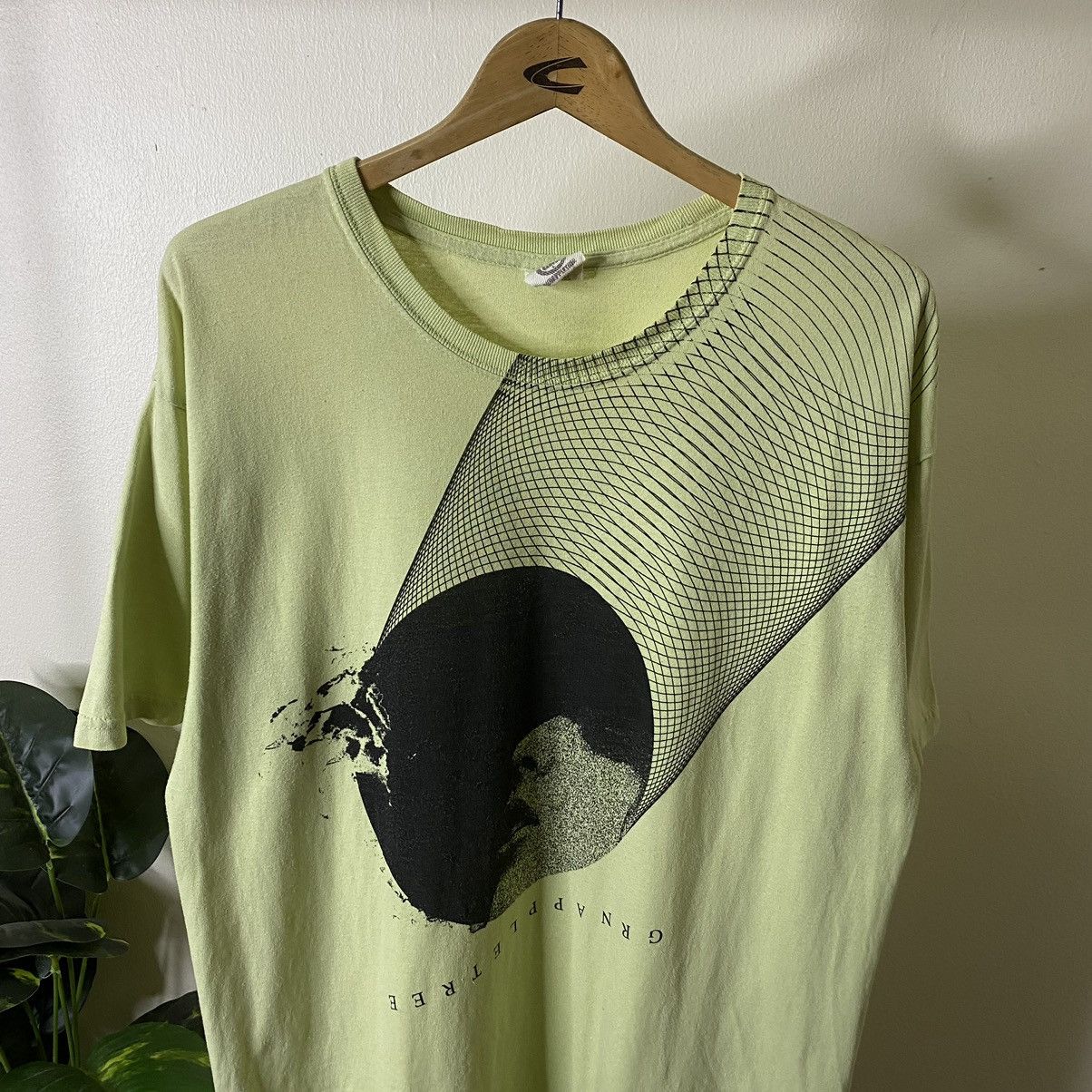 Vintage Vtg Y2K LA Streetwear Brand GRN Apple Tree Made in USA Tee Size US L / EU 52-54 / 3 - 2 Thumbnail