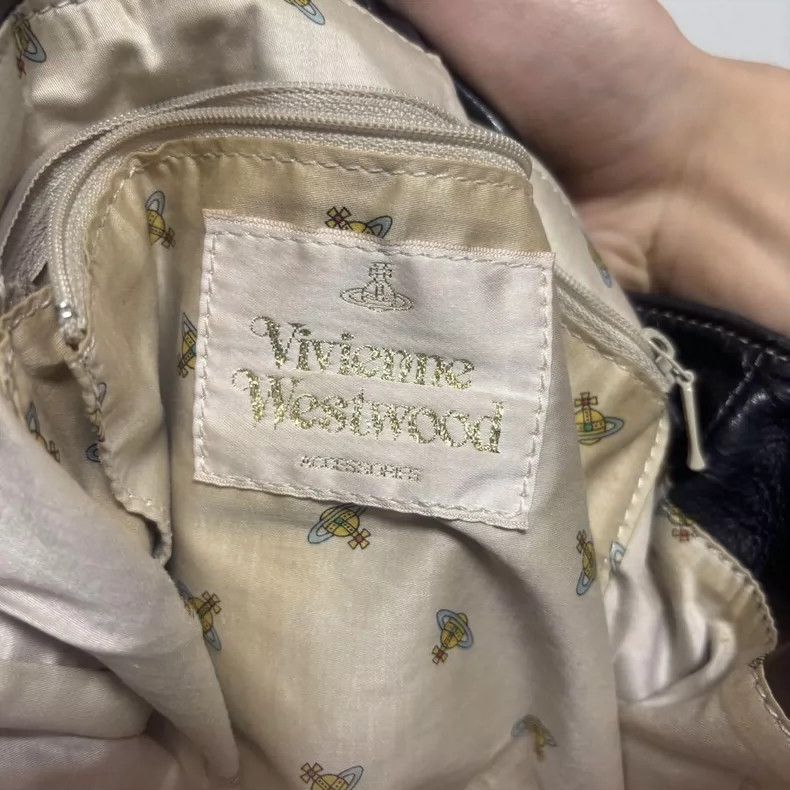 Vivienne Westwood Vivienne Westwood size os Old Saturn embossed locomotive pa Size ONE SIZE - 8 Thumbnail