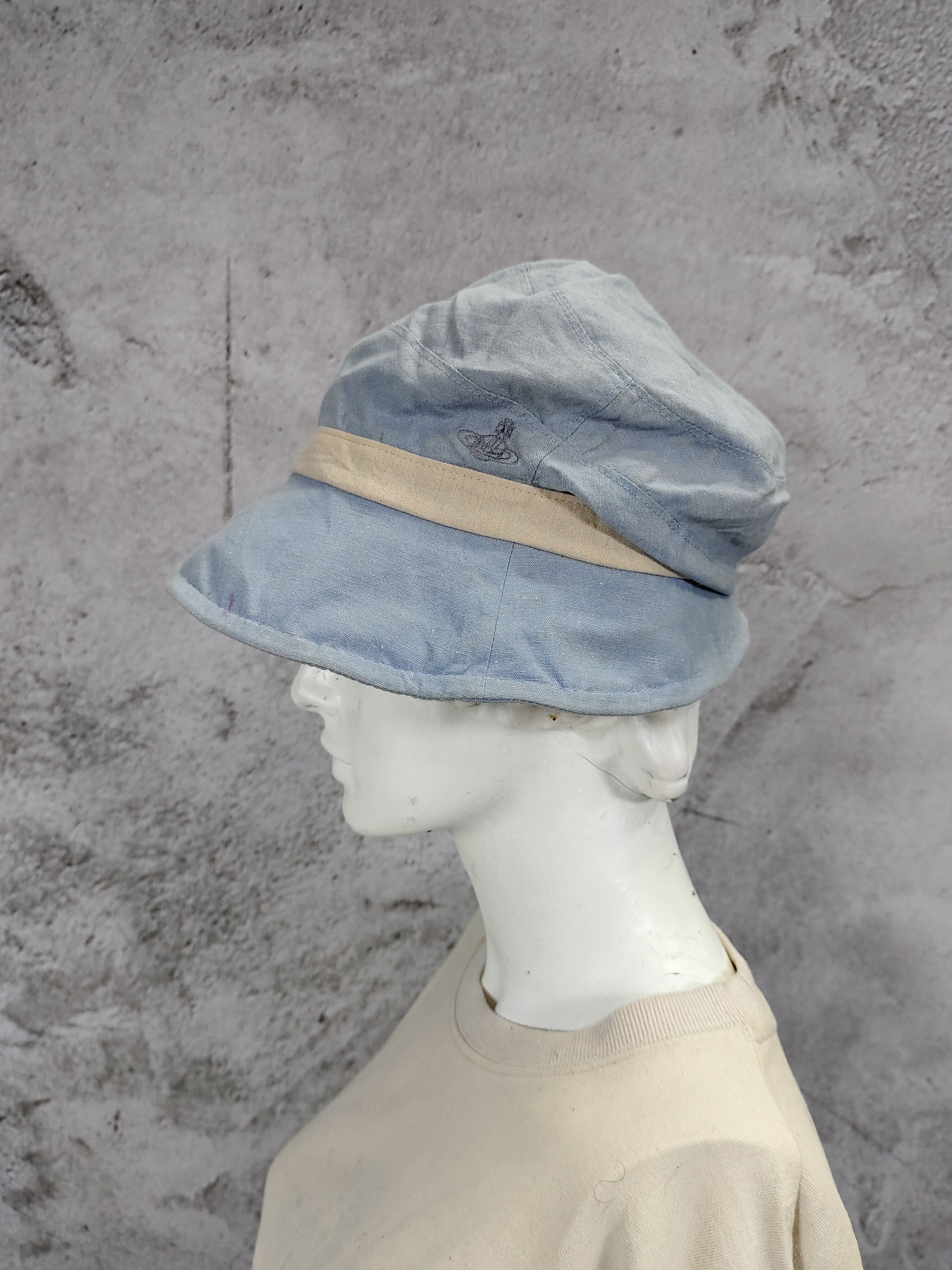 Vivienne Westwood 2000s V.W🇬🇧 Y2K Punk Orb Logo Embroidered Bucket Hat Size ONE SIZE - 1 Thumbnail