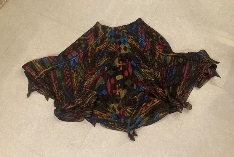 Issey Miyake Issey Miyake size:3 Brown graffiti skirt Size 31" - 3 Thumbnail