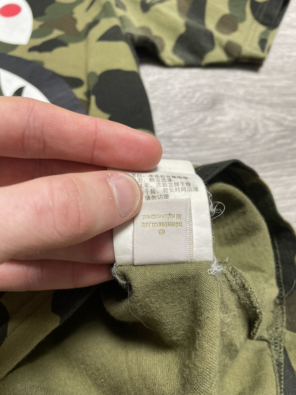 Bape Bape 1st Camo Shark T-Shirt Size US S / EU 44-46 / 1 - 17 Thumbnail