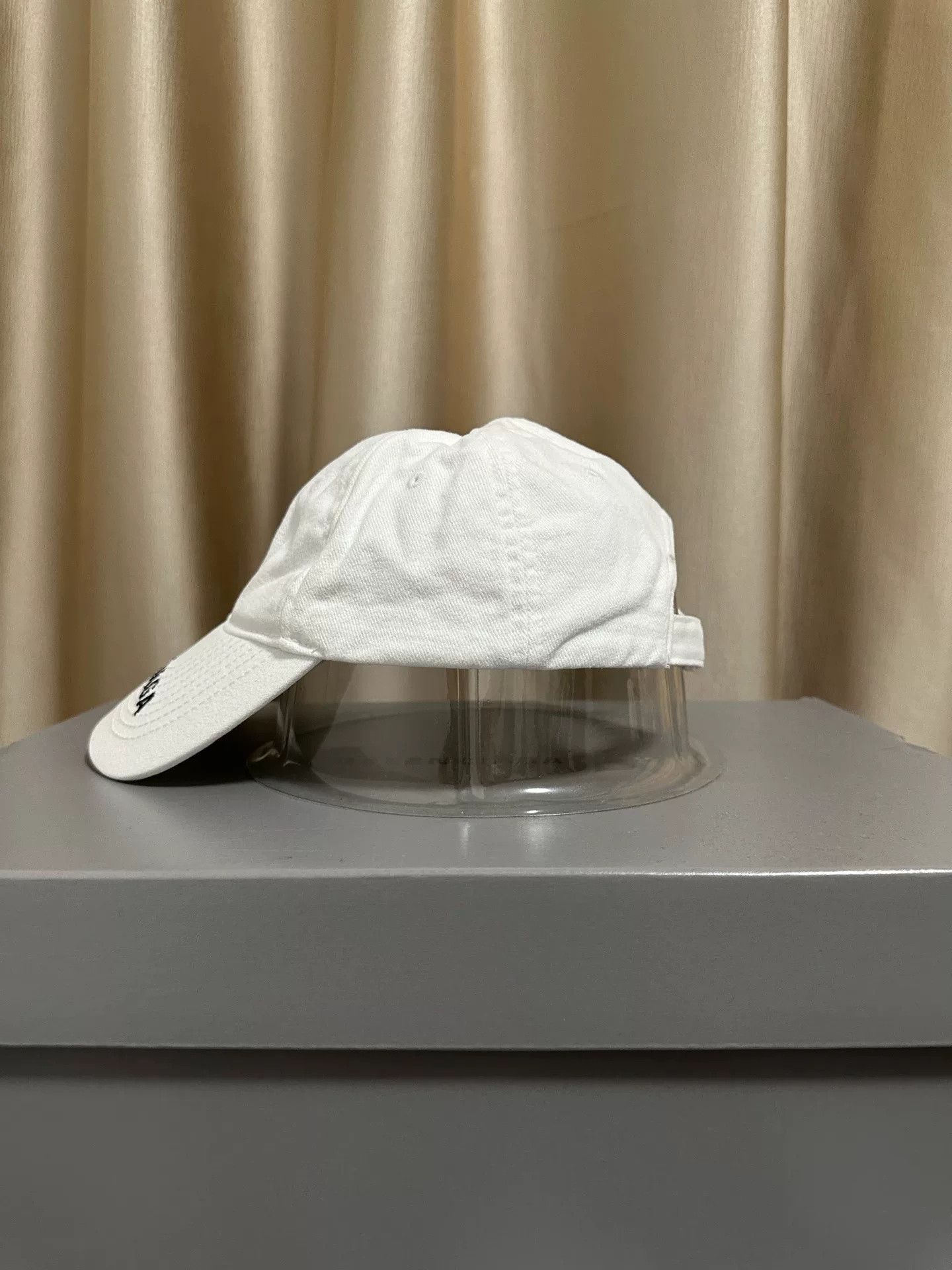 Balenciaga Balenciaga Embroidered Logo White Cap Size ONE SIZE - 2 Thumbnail