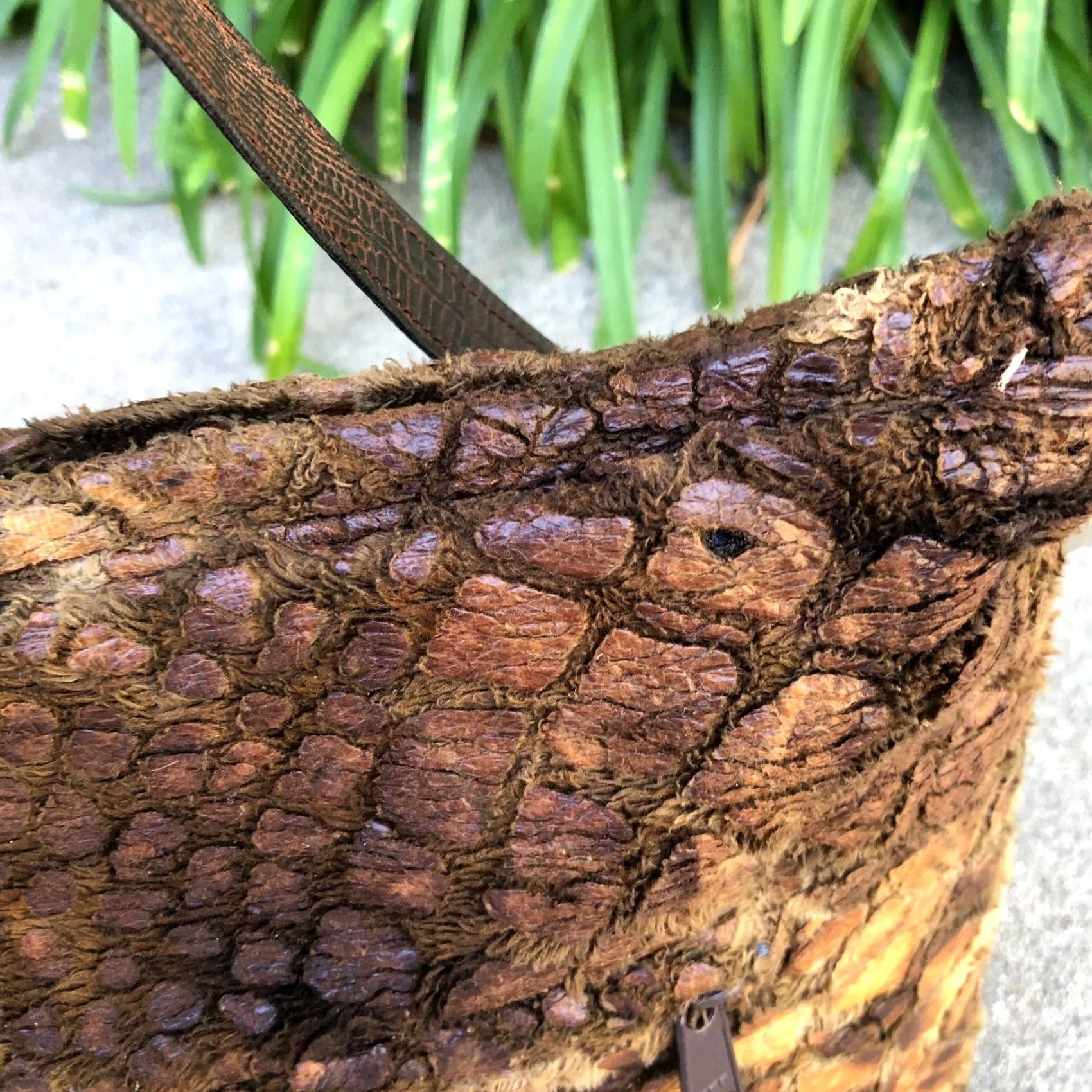Vintage CONNIE GUNDERSON Ventura CA Designer Crossbody Purse Fuzzy Satchel Bag Brown Women Medium 11" W x 10" H Polyester Designer Crossbody Bag Brown Size ONE SIZE - 3 Thumbnail