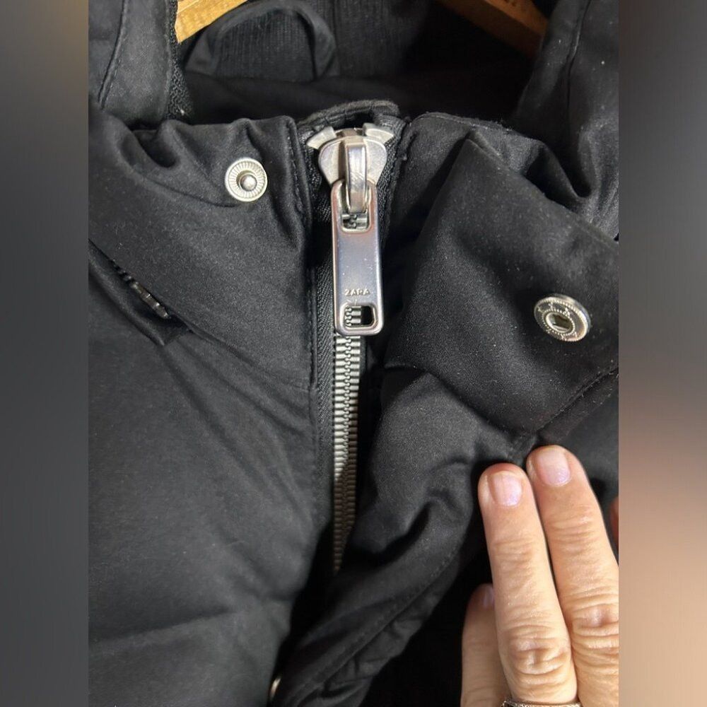 Zara Men’s Black Puffer Coat in Brand New Condition from Zara Si Size US M / EU 48-50 / 2 - 8 Thumbnail
