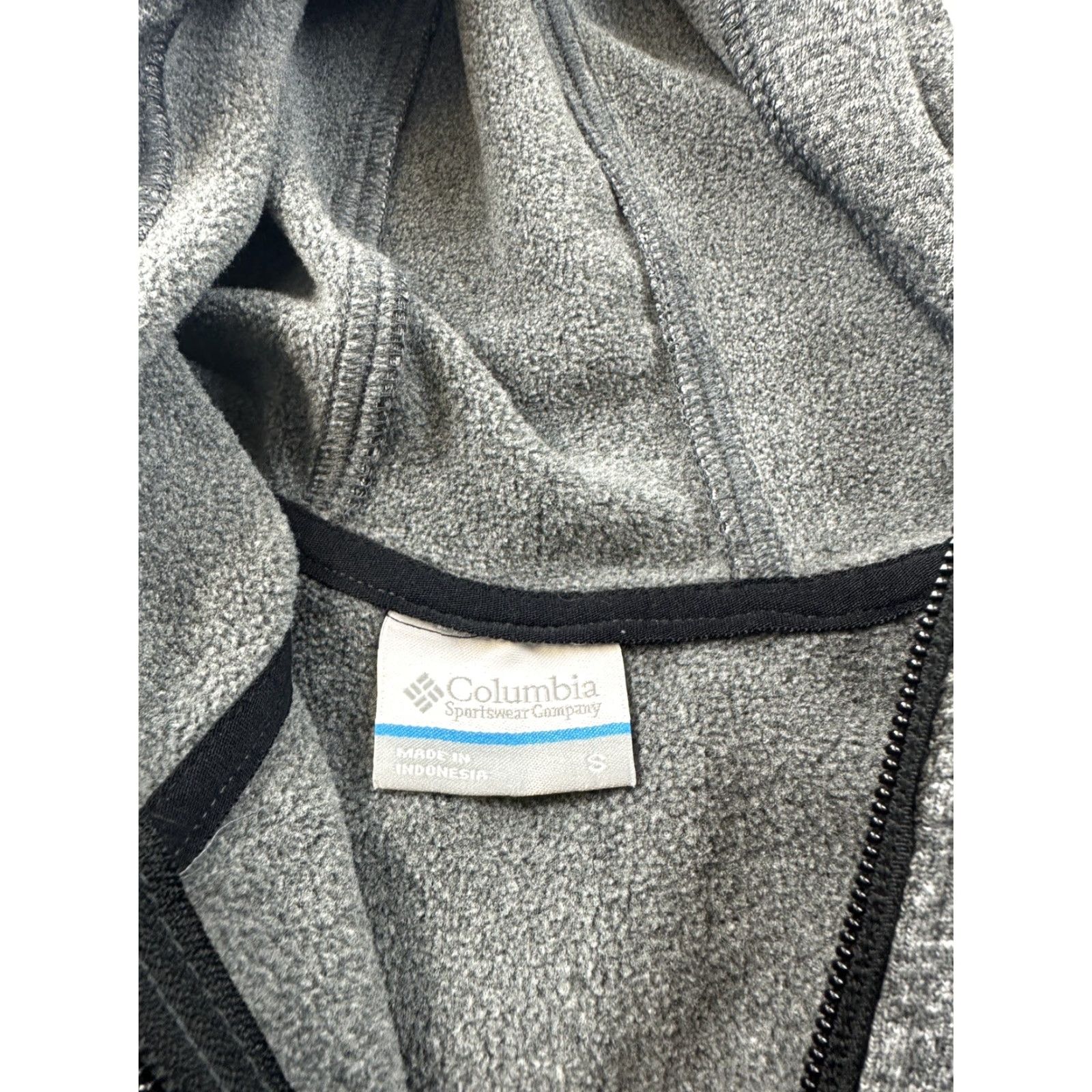 Vintage Columbia Hoodie Sweatshirt Women’s Small Gray 1/4 Zip Fleece Pullover Hooded Long Sleeve Womens Small Gray Pullover Activewear Coopreme? Size S / US 4 / IT 40 - 3 Thumbnail