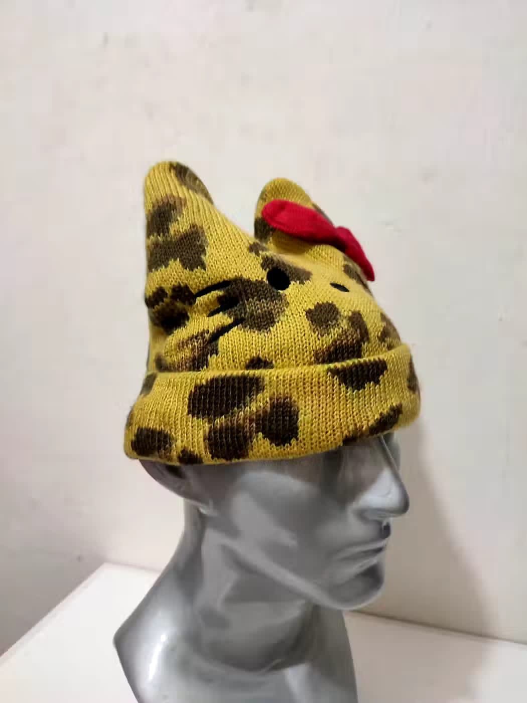 Japanese Brand Eikoh Hello Kitty Horn Beanie hats Size ONE SIZE - 4 Thumbnail