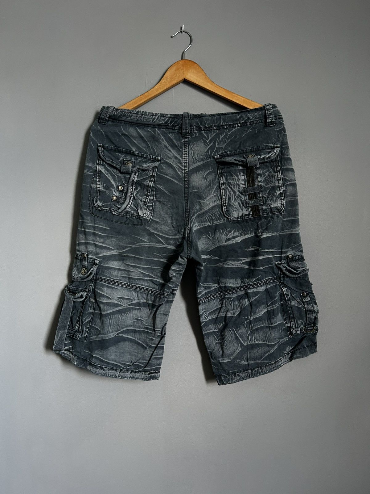 Japanese Brand × Vintage Vintage Avant Garde Y2k Washed Japan Cargo Shorts Size US 34 / EU 50 - 4 Thumbnail