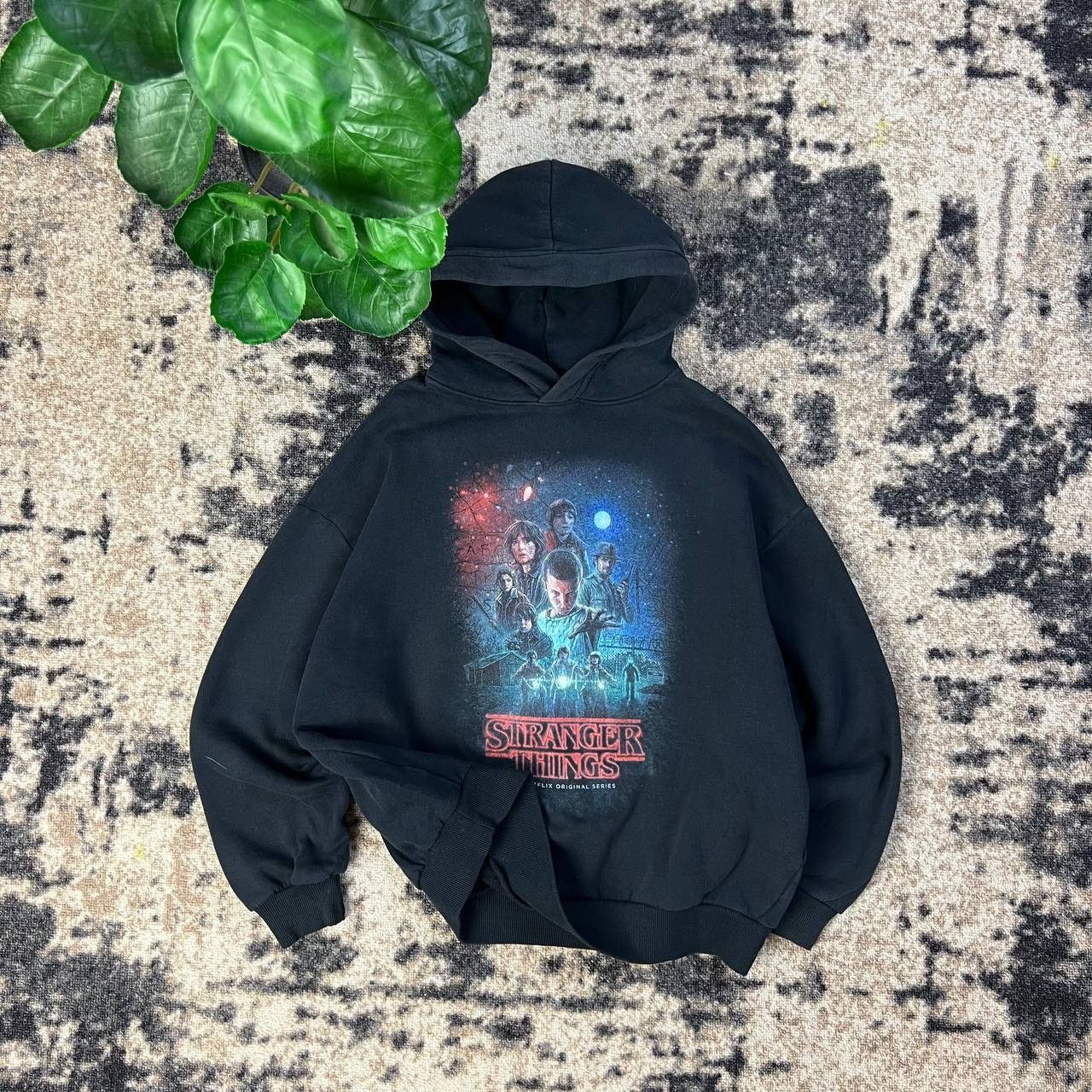 Band Tees Stranger Things Vintage Boxy Fit Big Logo Oversized Hoodie Size US S / EU 44-46 / 1 - 1 Thumbnail