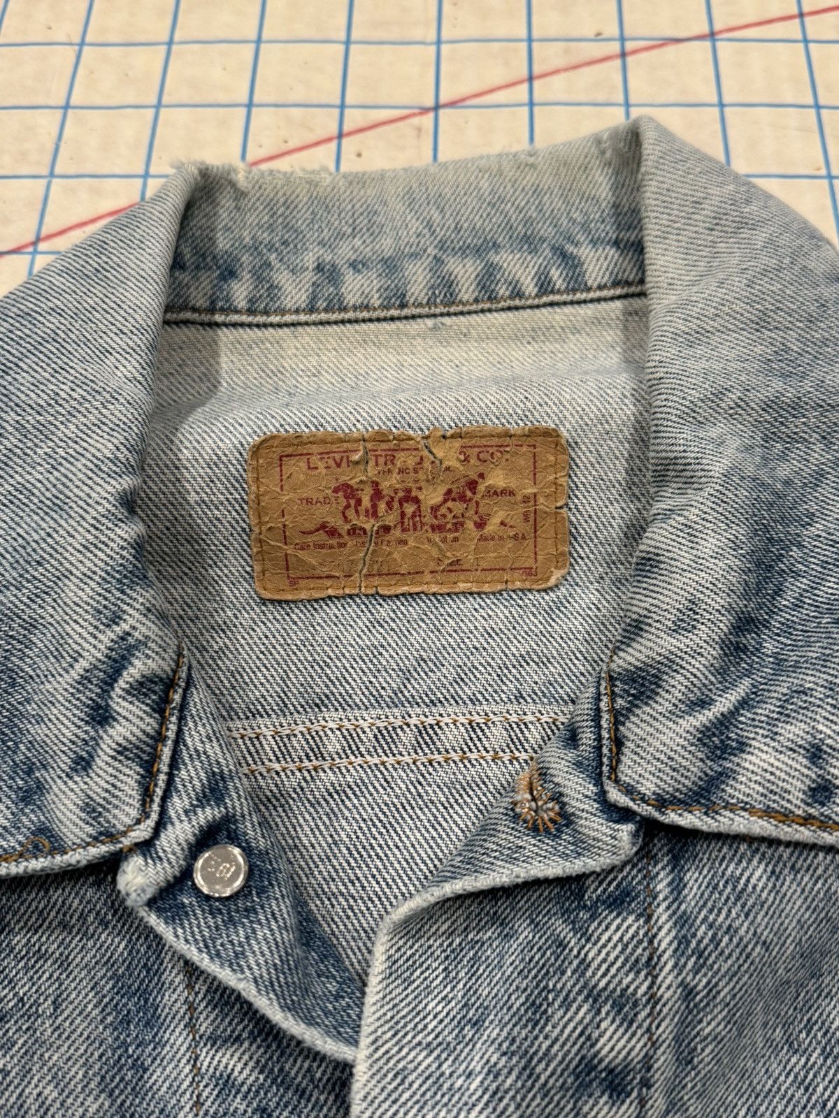 Levi's Vintage Levi’s 70507-0219 Made In USA Denim Jacket Mens Larg Size US L / EU 52-54 / 3 - 6 Thumbnail