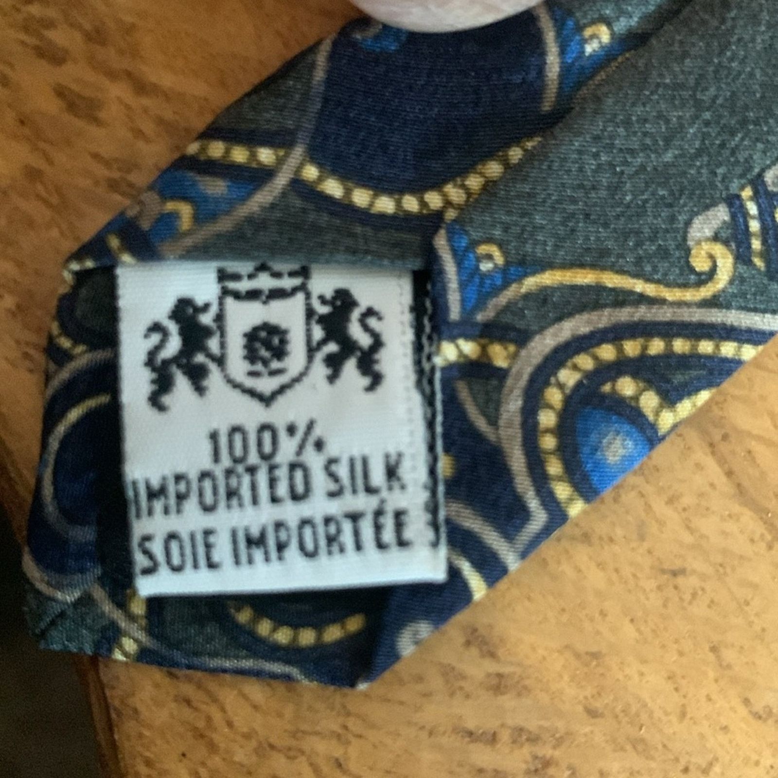 Vintage MMA Metropolitan Museum of Art textile print 100% silk tie Size ONE SIZE - 6 Thumbnail