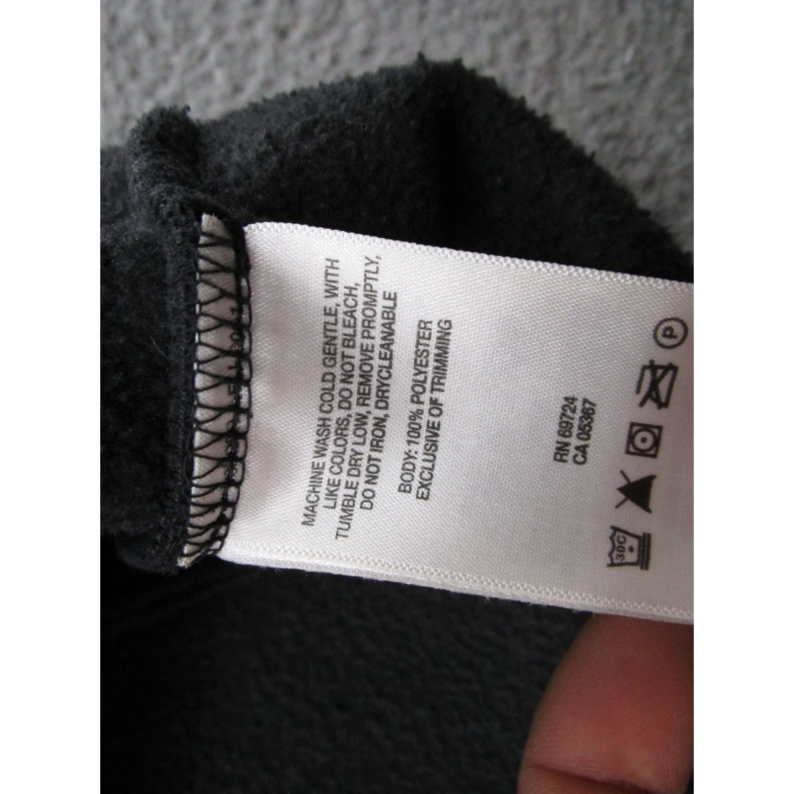 Vintage Columbia Mens Vest Full Zip Fleece Black SZ S Lightweight Outdoor Hiking Casual Travel Size US S / EU 44-46 / 1 - 3 Thumbnail