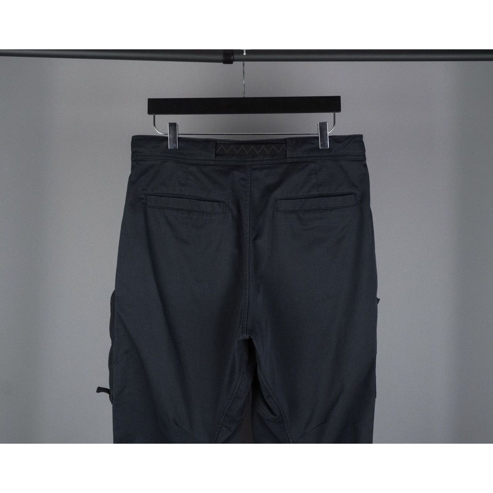 Nike ACG Nike acg ss18 acronym multipocket ninja black woven pants Size US 32 / EU 48 - 7 Thumbnail