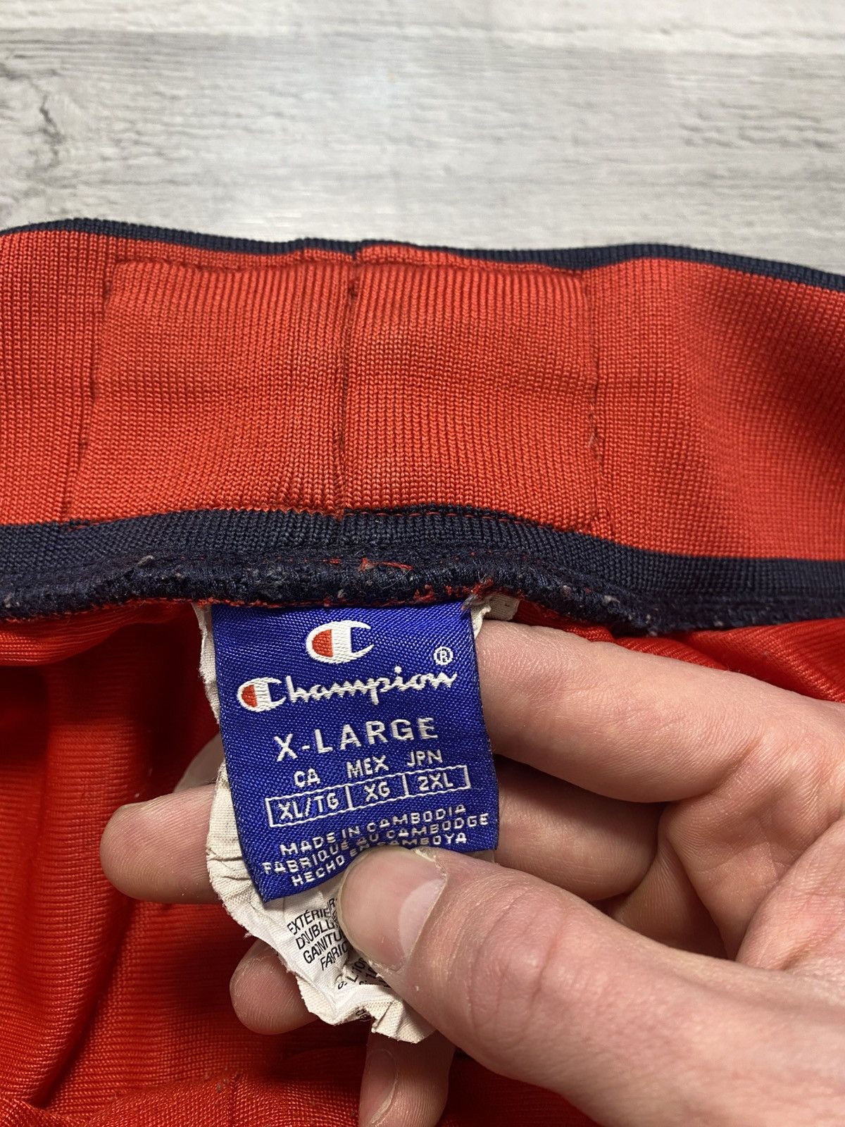 Champion Champion Red Mesh Shorts Big Logo Size XL Size US 34 / EU 50 - 4 Thumbnail