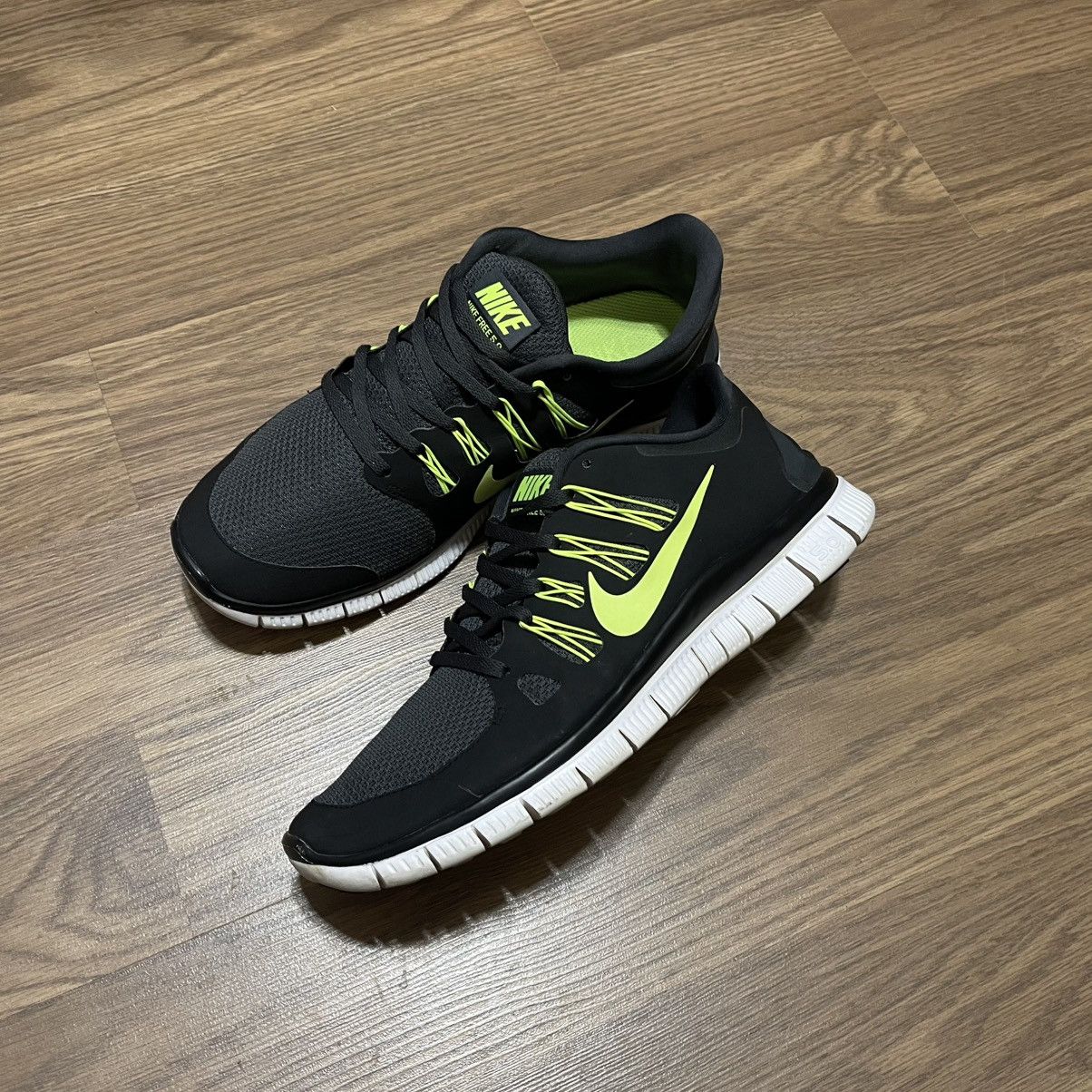 Nike 2013 Nike Free Run 5.0 'Anthracite Volt' Size US 11.5 / EU 44-45 - 4 Thumbnail