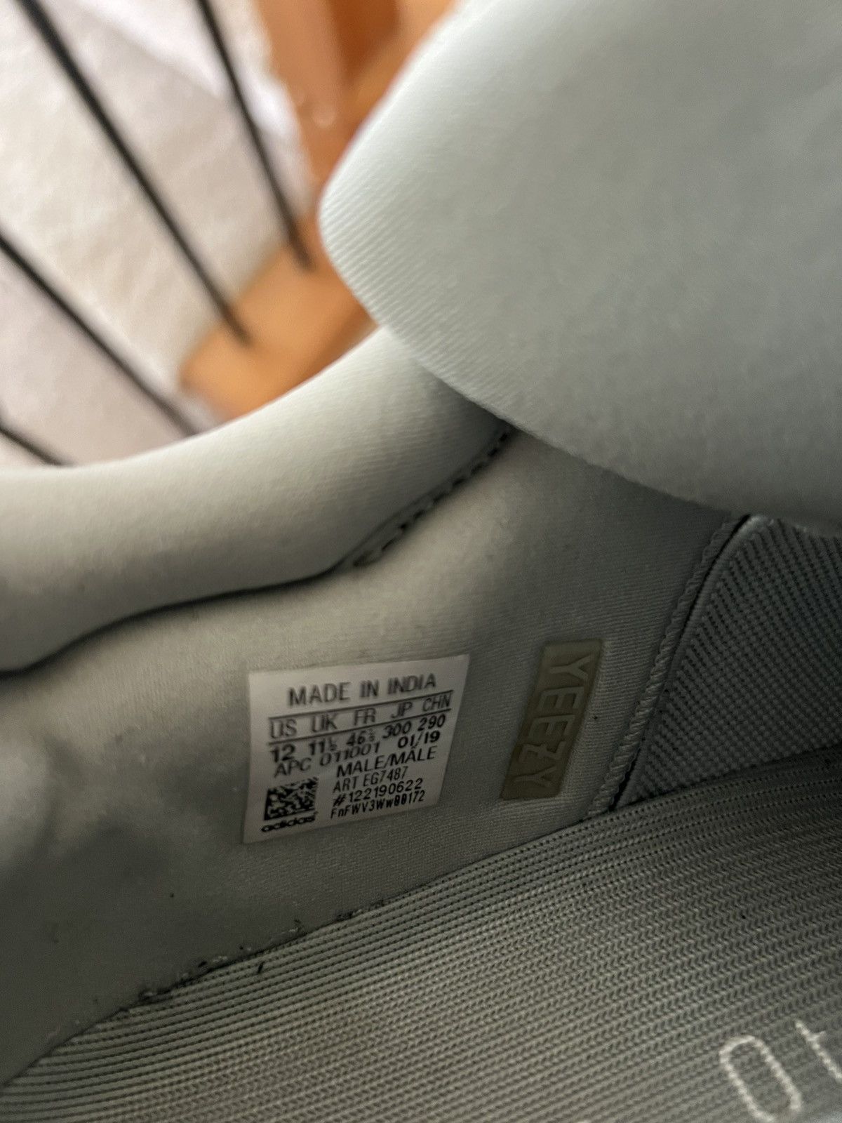 Yeezy Adidas YEEZY 700 Salt Size US 12 / EU 45 - 7 Thumbnail