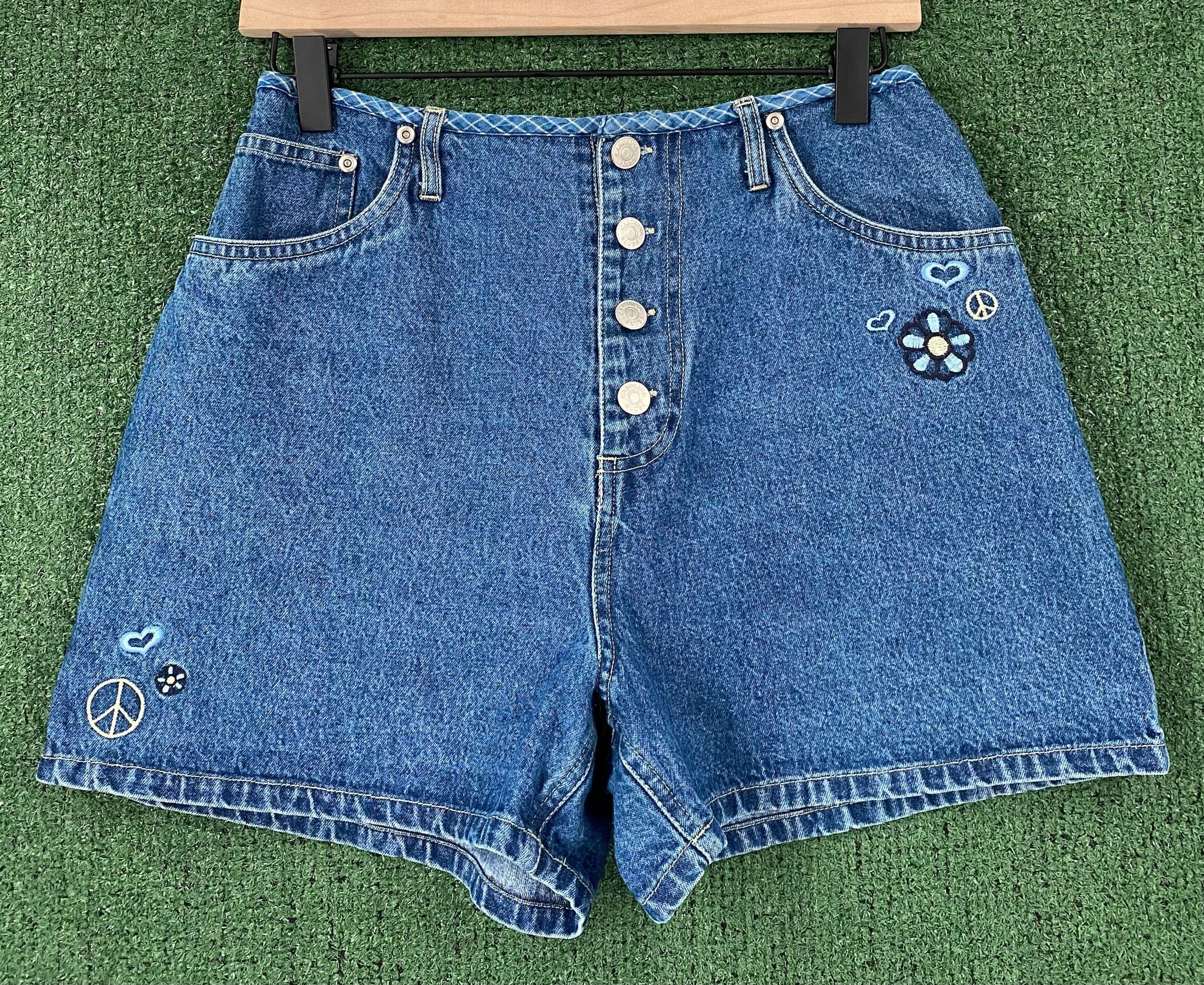 Other 90’s Carolina Blues Peace Button Front Jean Shorts 30” Waist Size 26" / US 2 / IT 38 - 1 Thumbnail