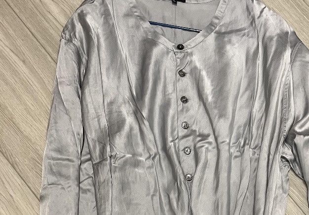 Ann Demeulemeester New Ann Demeulemeester silver silk long shirt. Size XL. . Size XL / US 12-14 / IT 48-50 - 6 Thumbnail