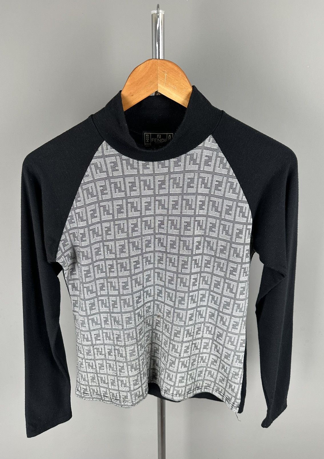 Fendi Fendi - Vintage - Mock Neck Pullover - Sweater Monogram Size ONE SIZE - 2 Thumbnail
