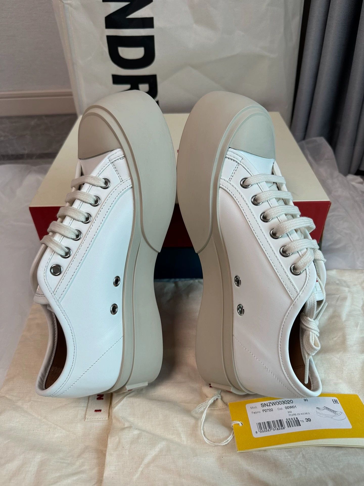 Marni Marni Pablo Oversized Mary Jane White 39 Size US 8.5 / IT 38.5 - 6 Thumbnail