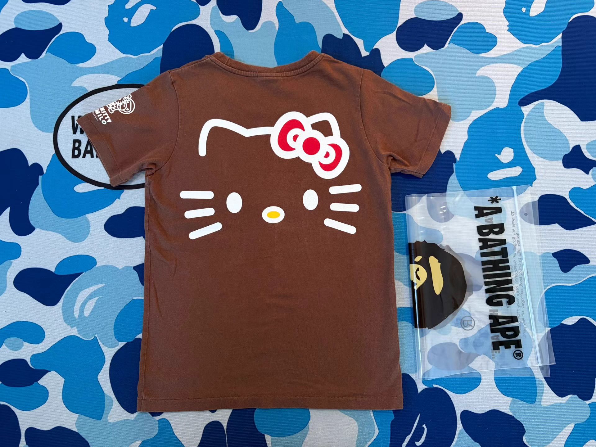Bape Bape Kids x Hello Kitty Collaboration Short Sleeve T-Shirt Size US XS / EU 42 / 0 - 2 Thumbnail