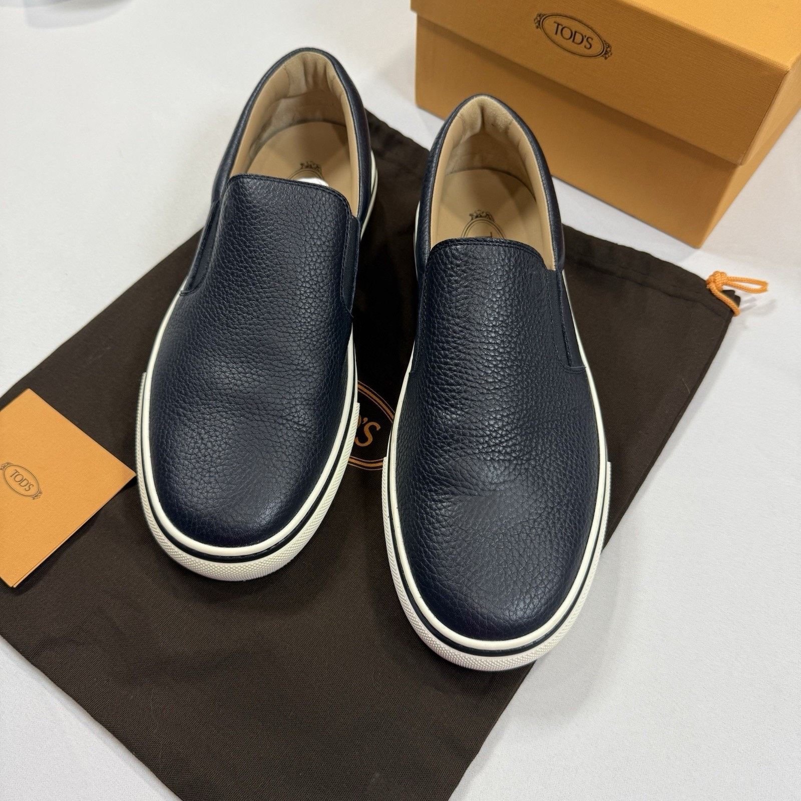 Tod's Tod’s Loafer Size 8UK/9.5US Used Receipt & Box MSRP $825 Size US 9.5 / EU 42-43 - 2 Thumbnail