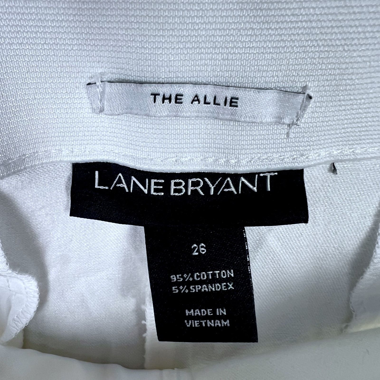 Other Lane Bryant Women's 26 The Allie Skinny Cropped Pants NWT* Size 42" / US 20 - 7 Thumbnail