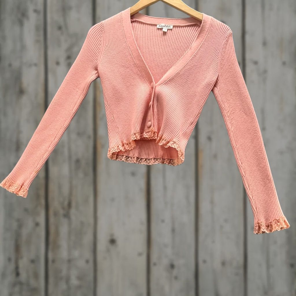 For Love & Lemons For Love & Lemons Sweater Cardigan Womens XXS Pink Lace Cropped Button Front Size XXS / US 00 / IT 34 - 1 Thumbnail