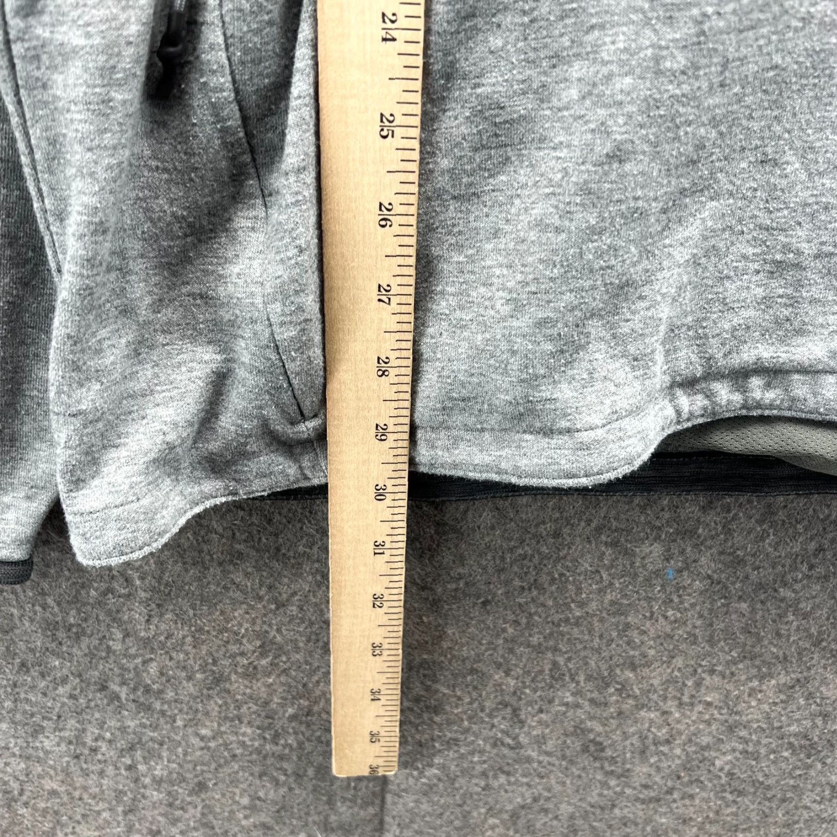 Vintage VINTAGE L.L. Bean Sweater Men XL Hooded Pullover Gray Fleece Logo (Regular) Tailored Fit Shirt Size US XL / EU 56 / 4 - 7 Thumbnail