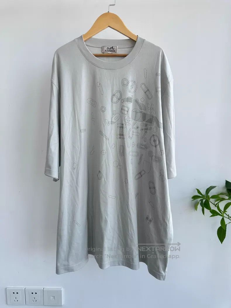 Hermes Hermes size 3XL Foggy Color Letter Graffiti Short Sleeve T- Size XS / US 0-2 / IT 36-38 - 1 Thumbnail
