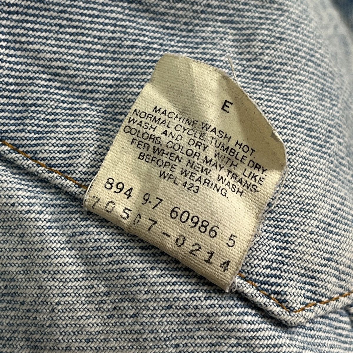 Levi's × Levi's Vintage Clothing Distressed Levis Denim Trucker Jacket Made In USA Size US L / EU 52-54 / 3 - 20 Thumbnail