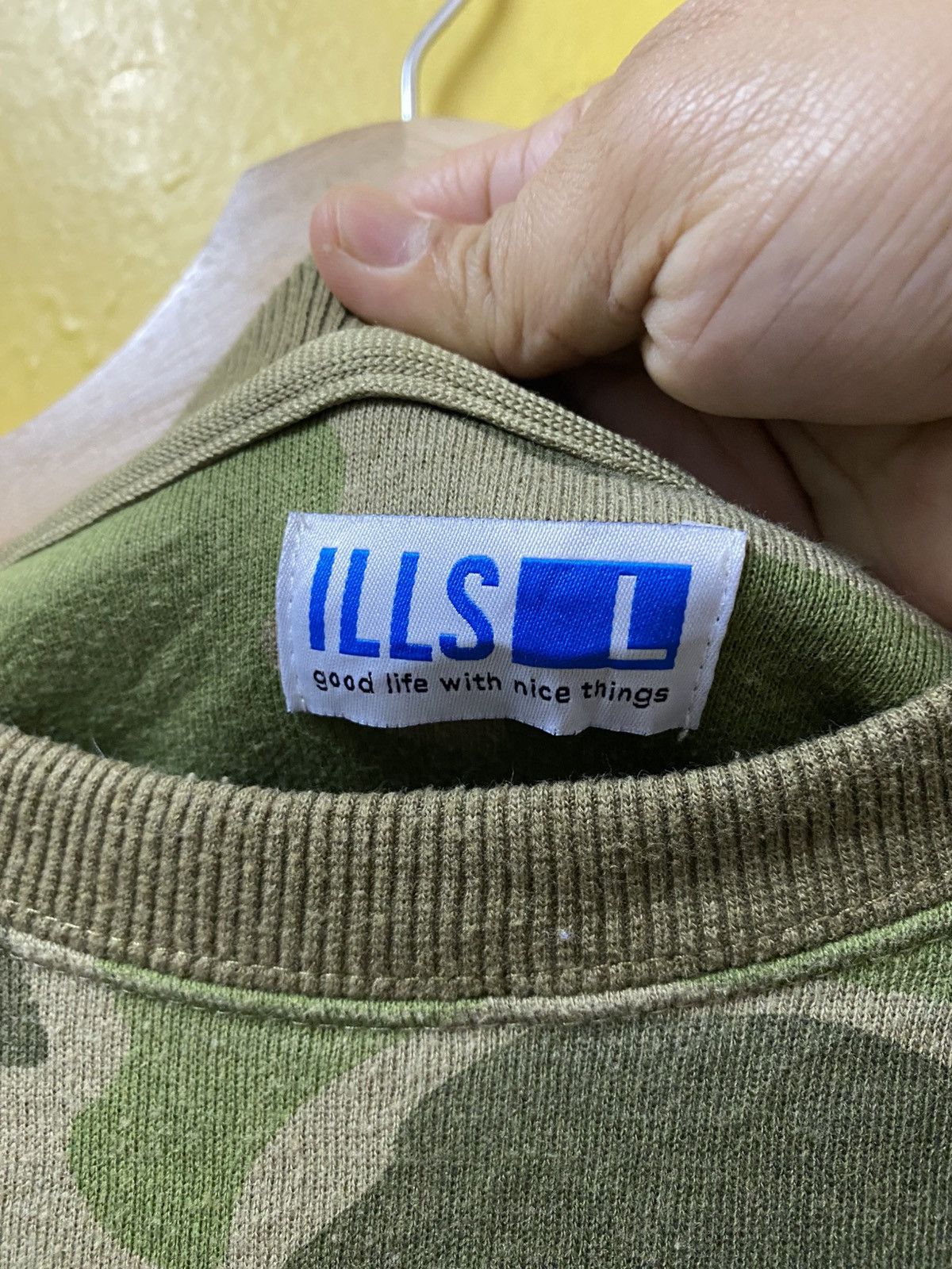 The Unbranded Brand ILLS Camo Sweatshirt Crewneck Size US M / EU 48-50 / 2 - 5 Thumbnail
