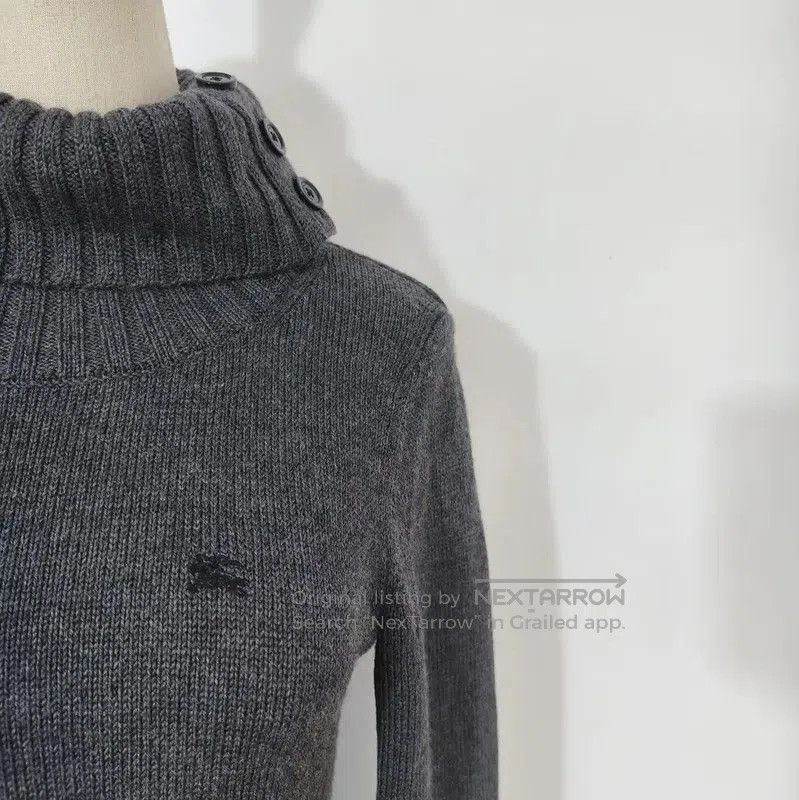 Burberry Burberry Gray Wool Long Sleeve Sweater. Size M / US 6-8 / IT 42-44 - 2 Thumbnail