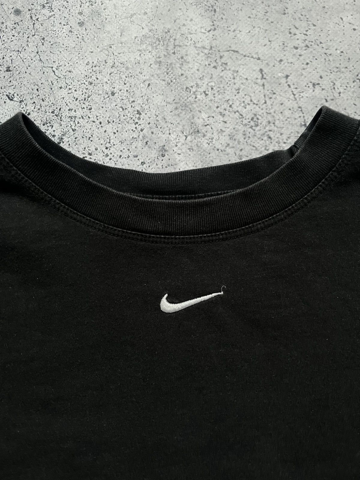 Nike Nike Vintage Center Swoosh Logo Tee T-shirt Y2K USA Size US L / EU 52-54 / 3 - 2 Thumbnail