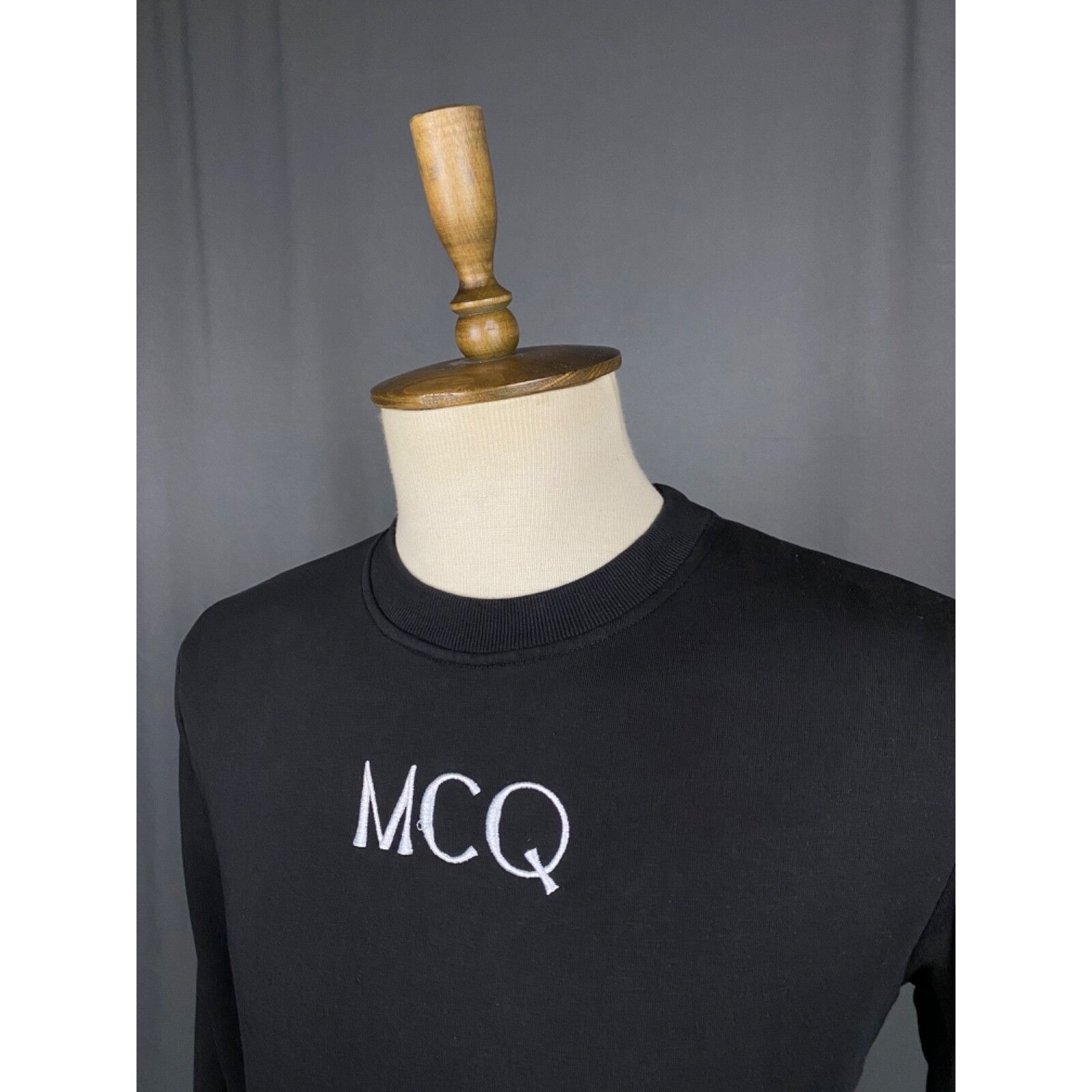 Alexander McQueen Alexander McQueen Big Logo Men's Black Crewneck Sweater Size Size US M / EU 48-50 / 2 - 6 Thumbnail