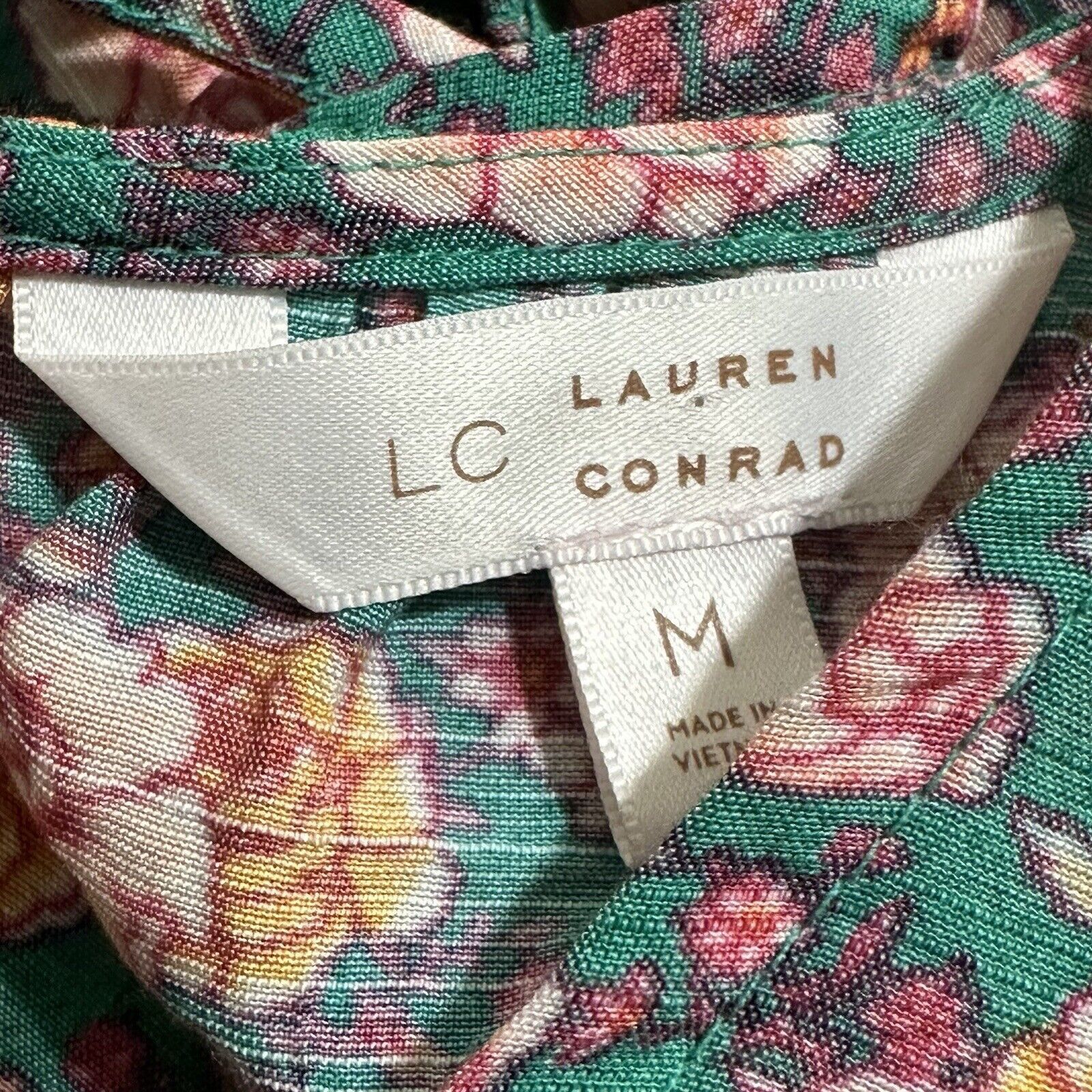 Other Lauren Conrad Medium Green Pink Floral Long Sleeve Blouse Size M / US 6-8 / IT 42-44 - 4 Thumbnail