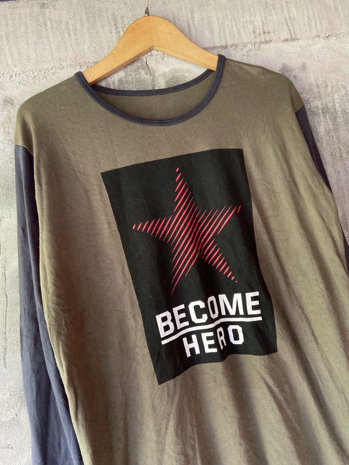 Japanese Brand BECOME HERO STAR LONG SLEEVE Size US L / EU 52-54 / 3 - 3 Thumbnail