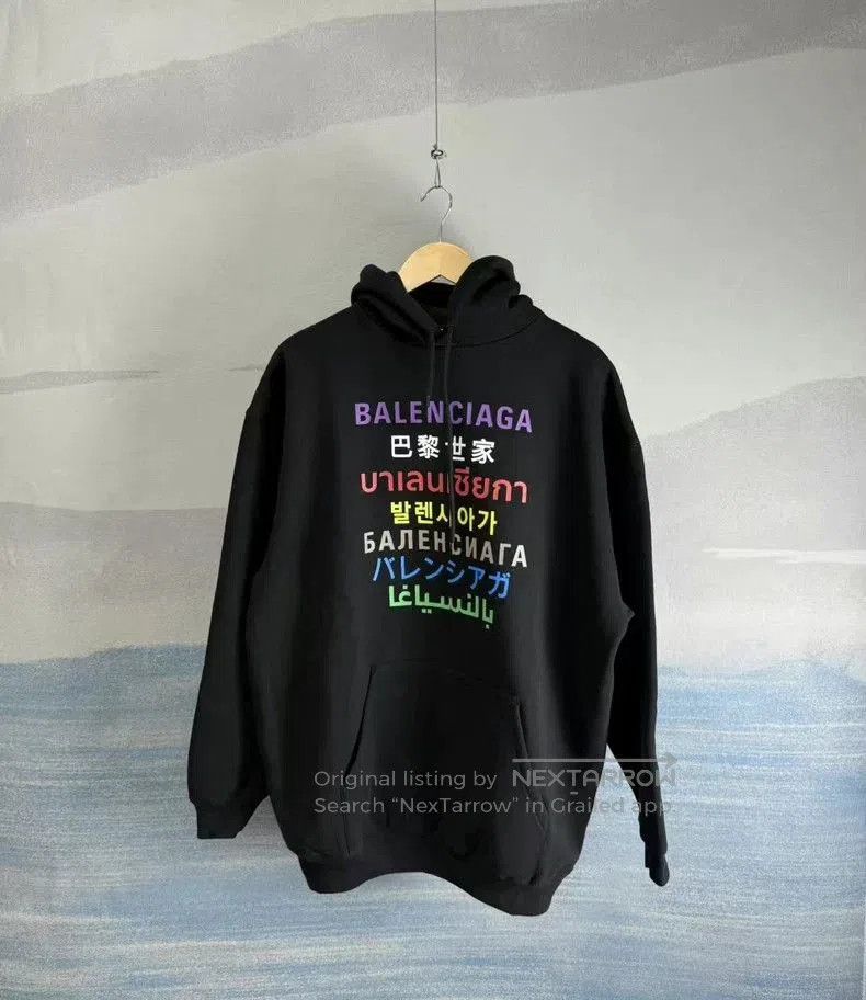 Balenciaga Balenciaga Black Seven-Language Print Hoodie. Size US XS / EU 42 / 0 - 1 Thumbnail