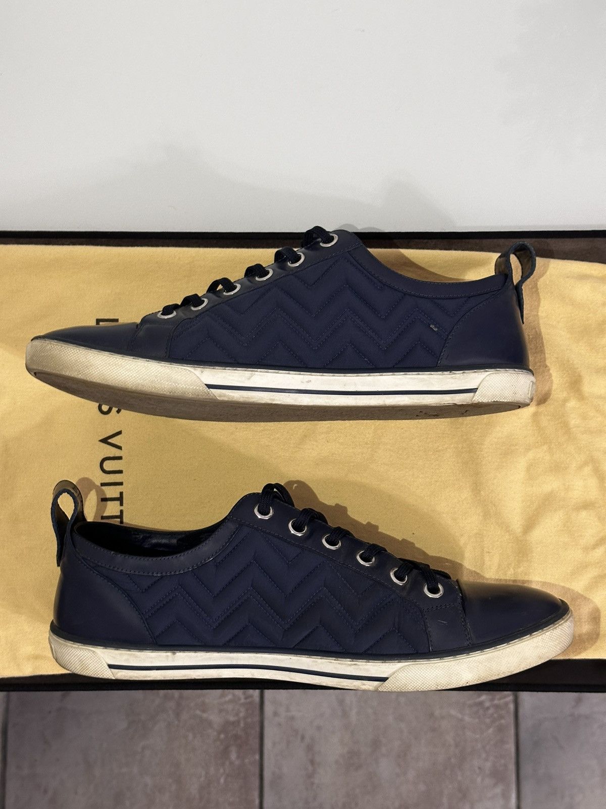 Louis Vuitton Navy Blue Sneakers Size US 11.5 / EU 44-45 - 9 Thumbnail