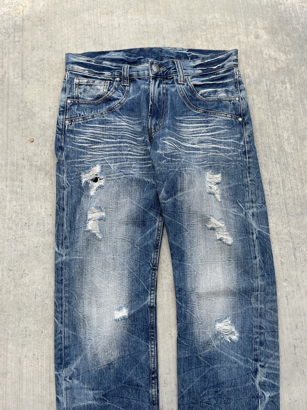 Japanese Brand 2000s JAPANESE BRAND CLAWMARK DISTRESSED JEANS Size US 30 / EU 46 - 2 Thumbnail