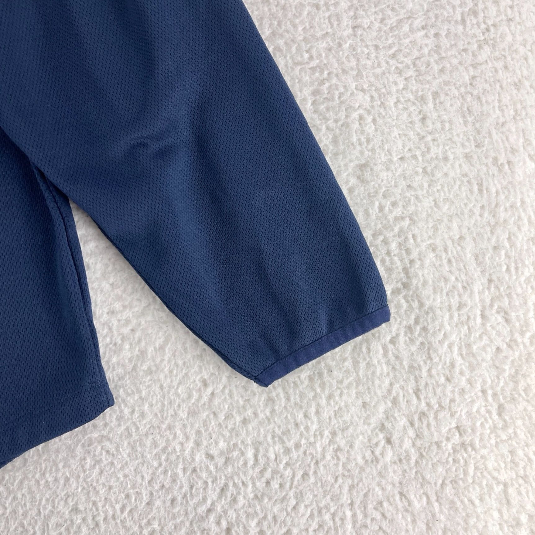 Vintage Majestic Shirt Mens M Blue Long Sleeve Crew Neck Pullover Athletic Casual Sports All Seasons Breathing Easy Care Size US M / EU 48-50 / 2 - 4 Thumbnail