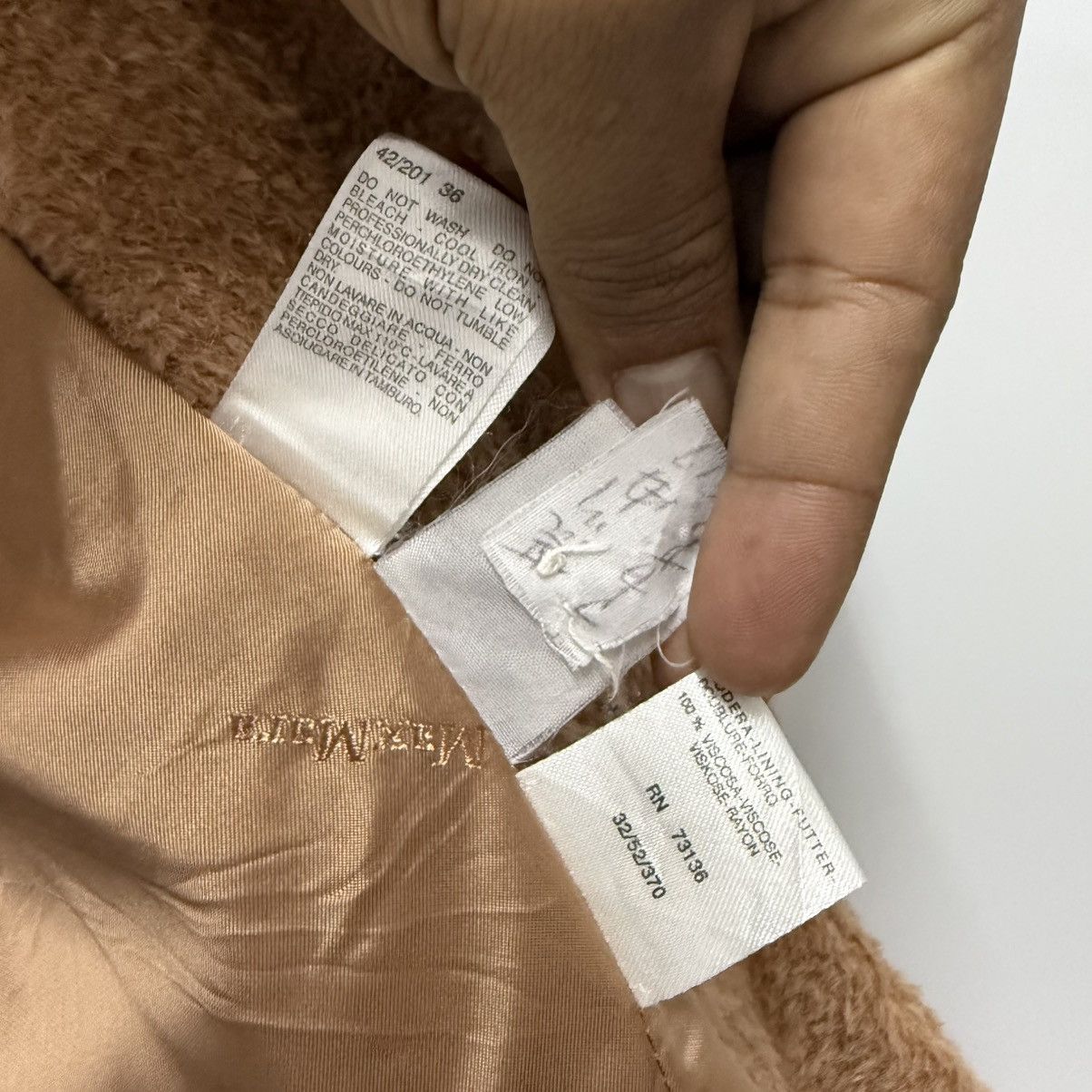 Max Mara 🔥 MAX MARA LUXURY FUR COAT JACKET Size M / US 6-8 / IT 42-44 - 11 Thumbnail