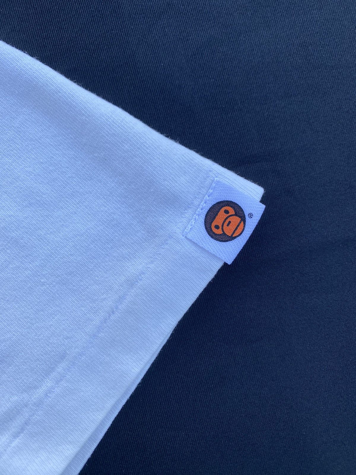 Bape Rare Vintage Baby Milo Bape Tshirt Size US L / EU 52-54 / 3 - 11 Thumbnail